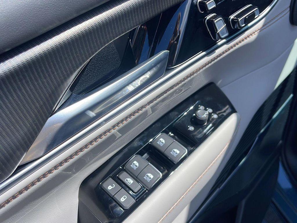 new 2026 Jeep Grand Wagoneer car, priced at $91,666