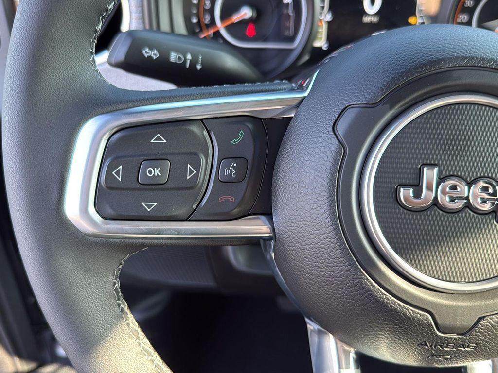 new 2025 Jeep Wrangler car, priced at $46,120