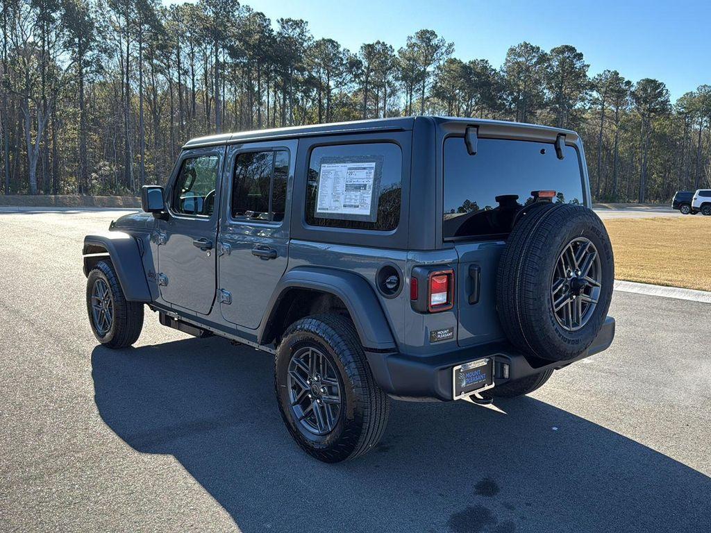 new 2026 Jeep Wrangler car, priced at $43,710