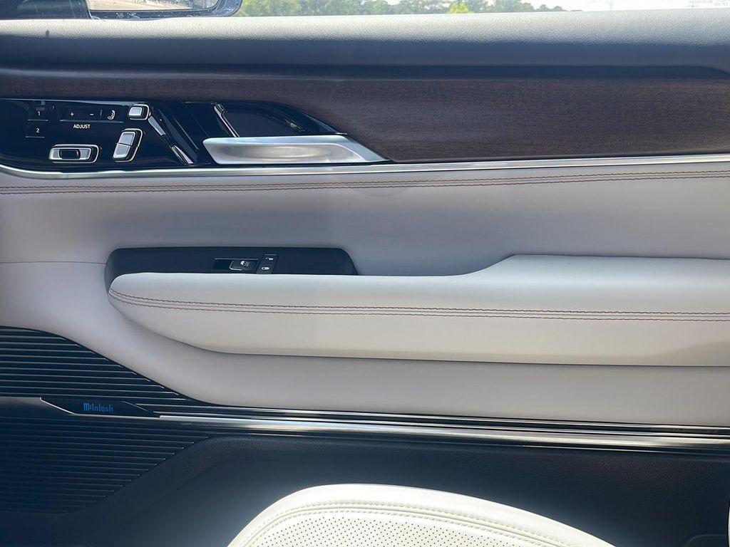 new 2026 Jeep Grand Wagoneer L car, priced at $95,348