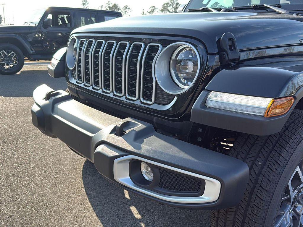 new 2025 Jeep Wrangler car, priced at $44,550