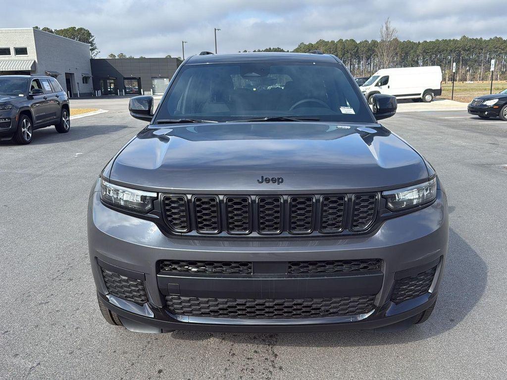 new 2025 Jeep Grand Cherokee L car, priced at $41,875