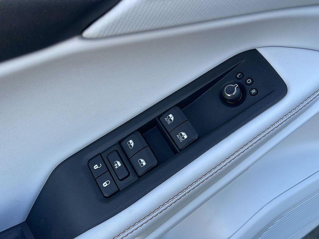 new 2026 Jeep Cherokee car, priced at $40,614