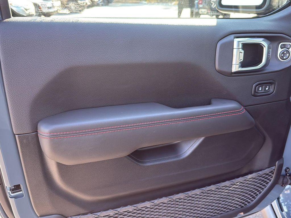 new 2026 Jeep Wrangler car, priced at $56,795