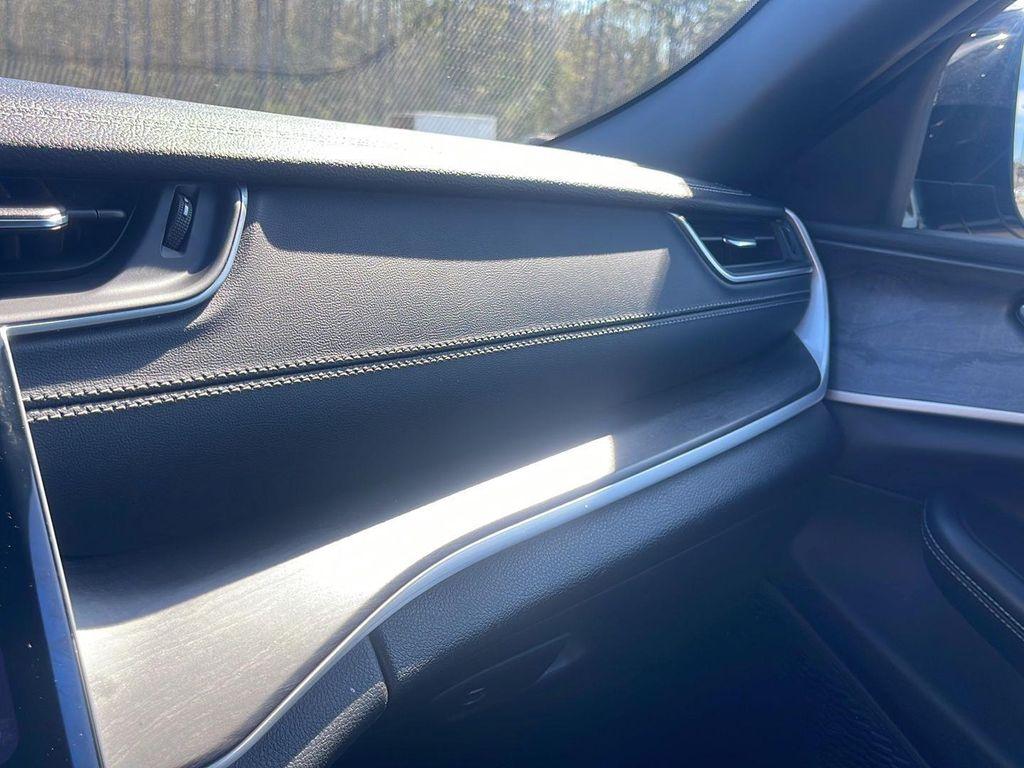 new 2025 Jeep Grand Cherokee car, priced at $37,245