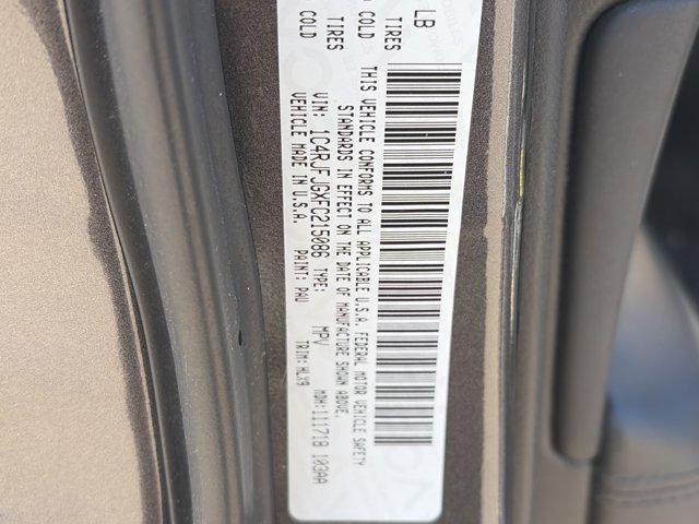 used 2015 Jeep Grand Cherokee car, priced at $12,285