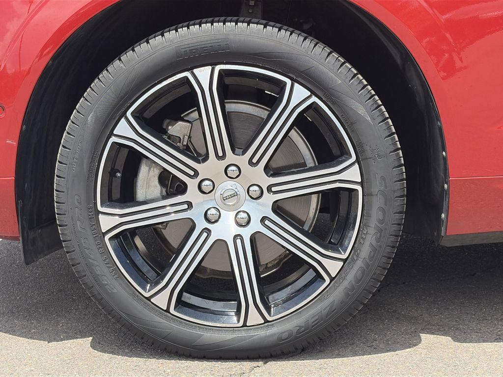 used 2018 Volvo XC60 car, priced at $21,294