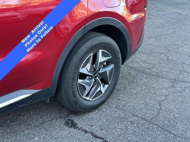 used 2022 Kia Sorento Hybrid car, priced at $22,956