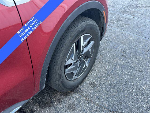 used 2022 Kia Sorento Hybrid car, priced at $22,956