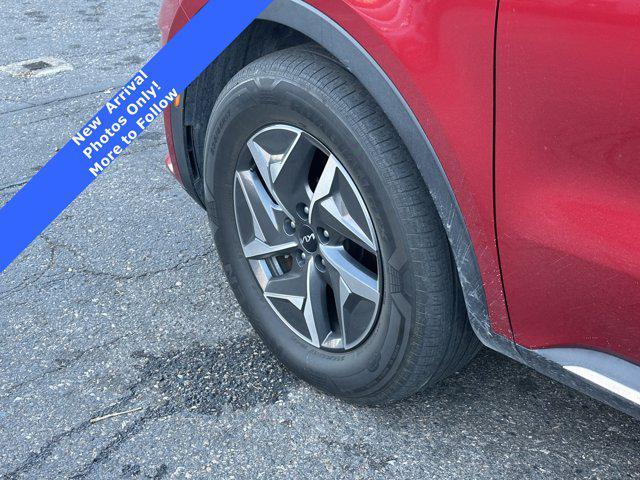 used 2022 Kia Sorento Hybrid car, priced at $22,956