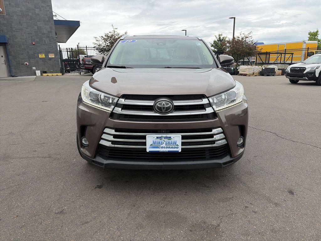 used 2019 Toyota Highlander car, priced at $27,220