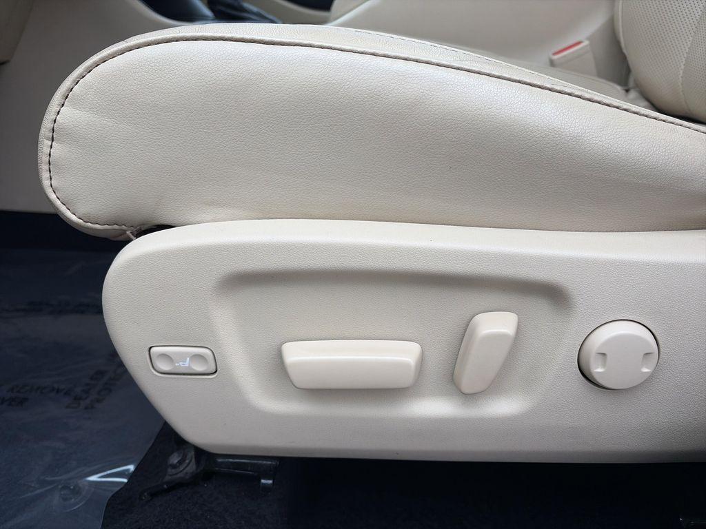 used 2019 Toyota Highlander car, priced at $27,220