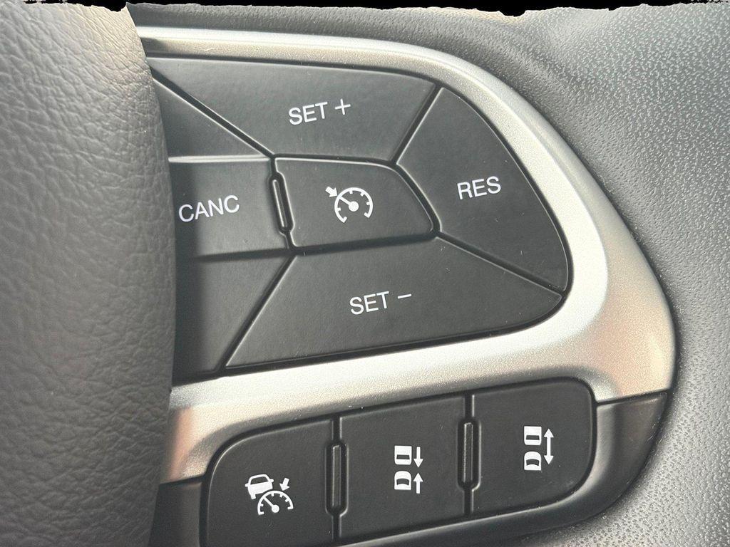 used 2021 Jeep Compass car, priced at $18,157