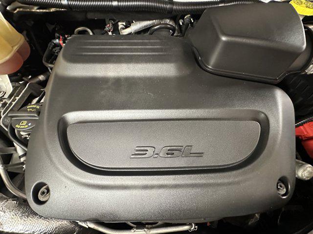 used 2019 Chrysler Pacifica car, priced at $15,119