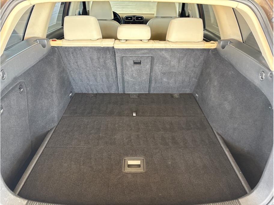 used 2013 Volkswagen Jetta SportWagen car, priced at $9,990