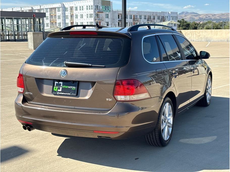 used 2013 Volkswagen Jetta SportWagen car, priced at $9,990