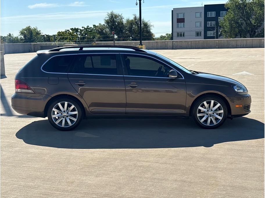 used 2013 Volkswagen Jetta SportWagen car, priced at $9,990