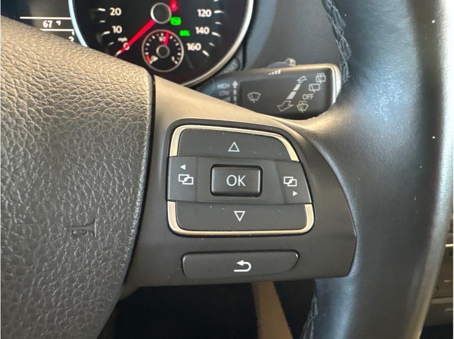 used 2013 Volkswagen Jetta SportWagen car, priced at $9,990