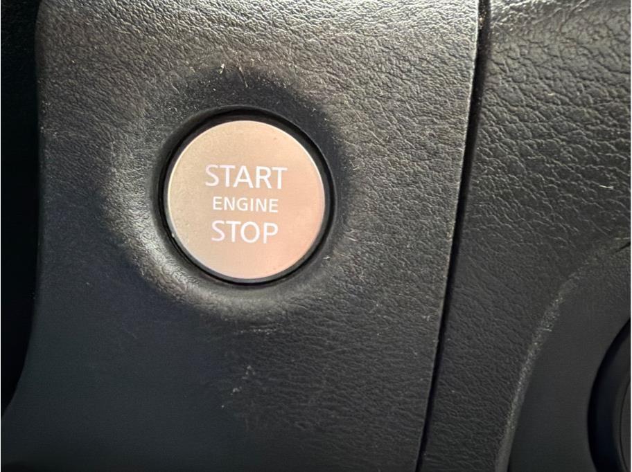 used 2022 Nissan Frontier car, priced at $27,990