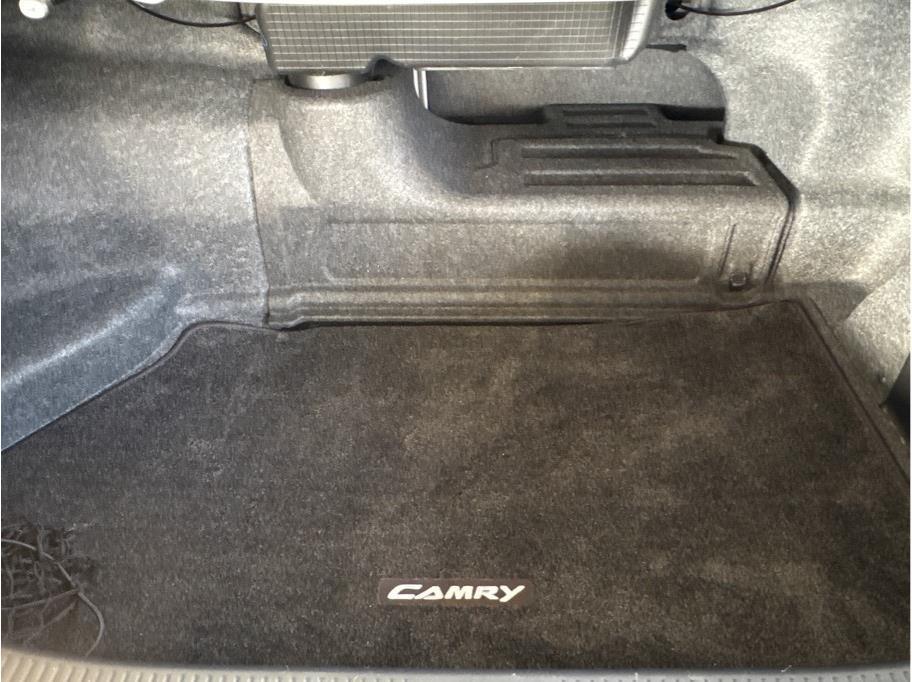 used 2009 Toyota Camry Hybrid car, priced at $12,490