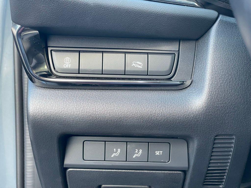 used 2023 Mazda CX-30 car, priced at $23,085