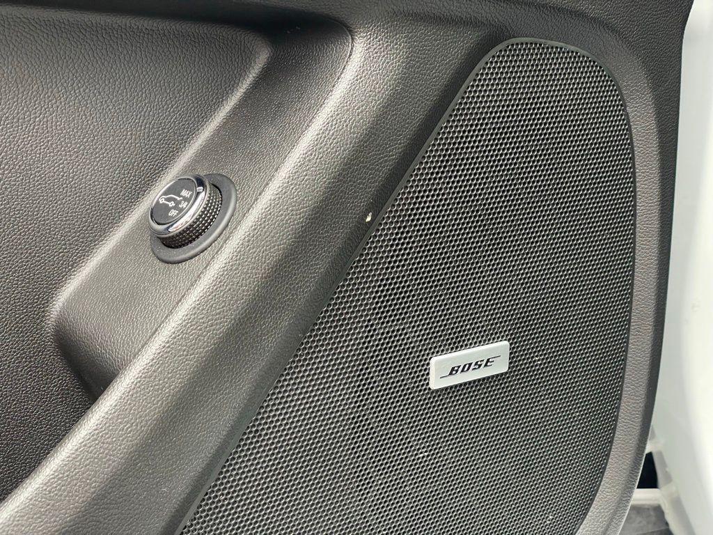 used 2024 Chevrolet Traverse car, priced at $40,175
