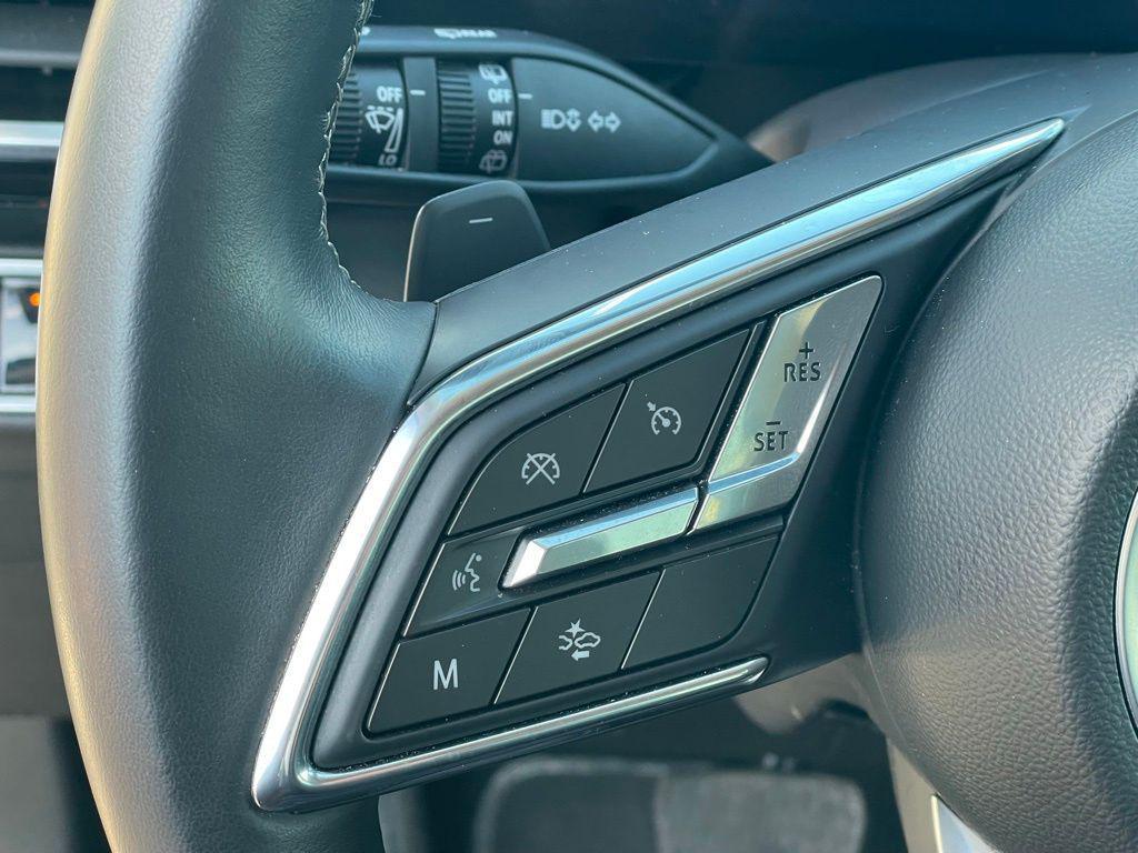 used 2024 Buick Envision car, priced at $24,250