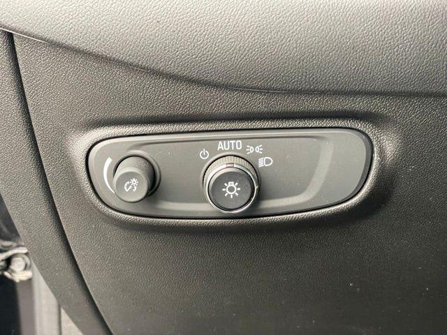 used 2021 Chevrolet Equinox car, priced at $18,633