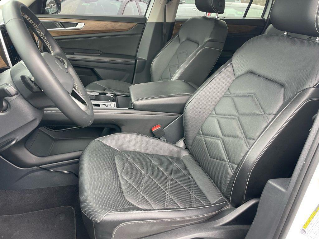 used 2024 Volkswagen Atlas car, priced at $24,374