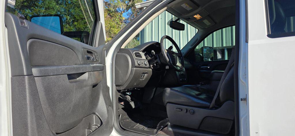 used 2014 Chevrolet Silverado 2500 car, priced at $25,900