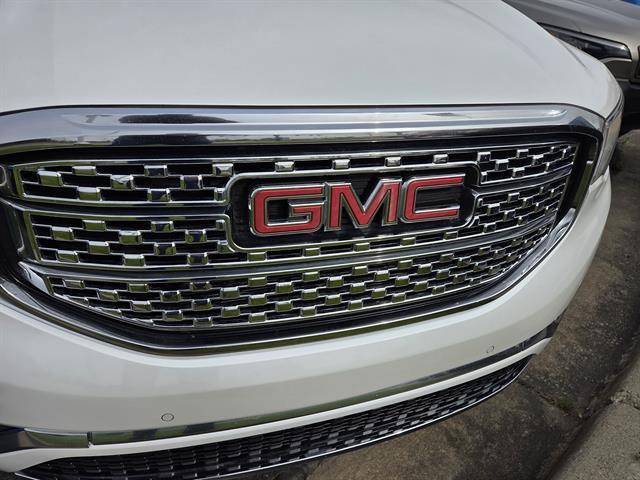 used 2018 GMC Acadia car, priced at $18,995