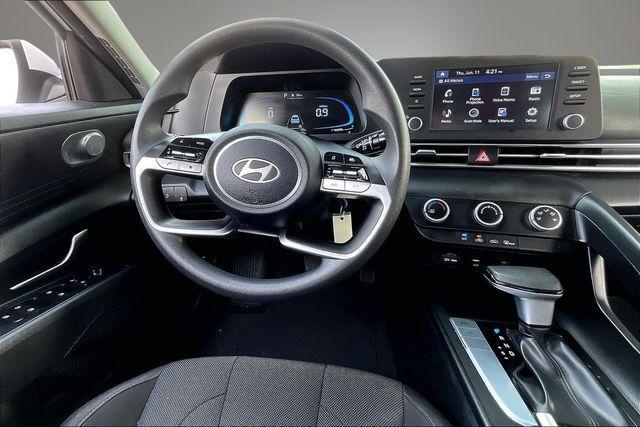 used 2025 Hyundai Elantra car