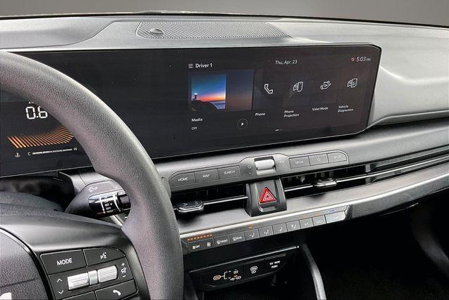 used 2025 Kia K4 car