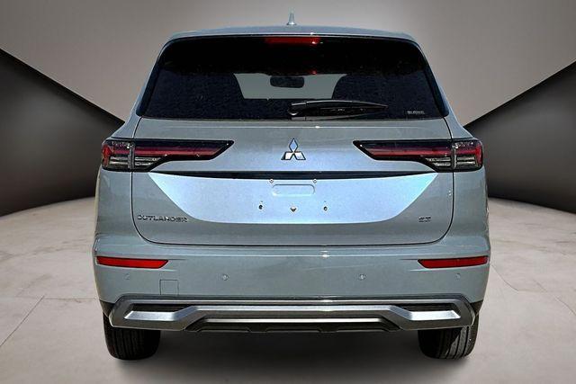 new 2026 Mitsubishi Outlander car, priced at $35,075