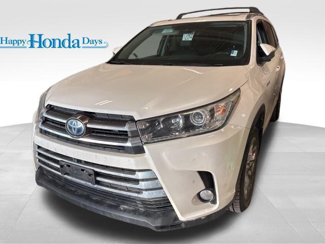 used 2017 Toyota Highlander Hybrid car, priced at $24,959