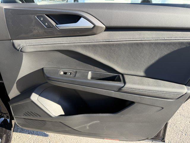 new 2025 Volkswagen Taos car, priced at $32,782