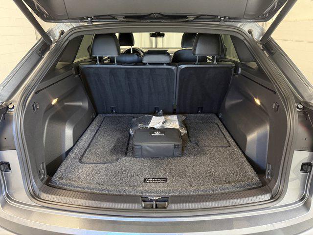 used 2022 Volkswagen Atlas Cross Sport car, priced at $32,990