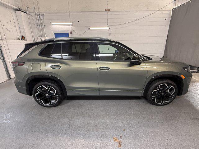 used 2026 Volkswagen Tiguan car, priced at $43,490