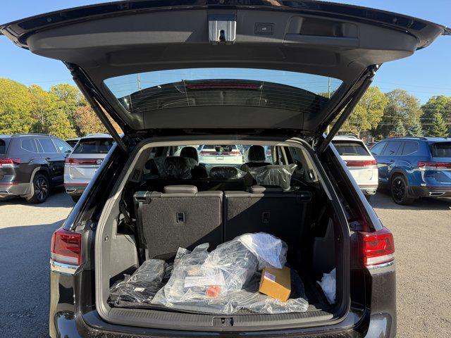 new 2026 Volkswagen Atlas car, priced at $48,520