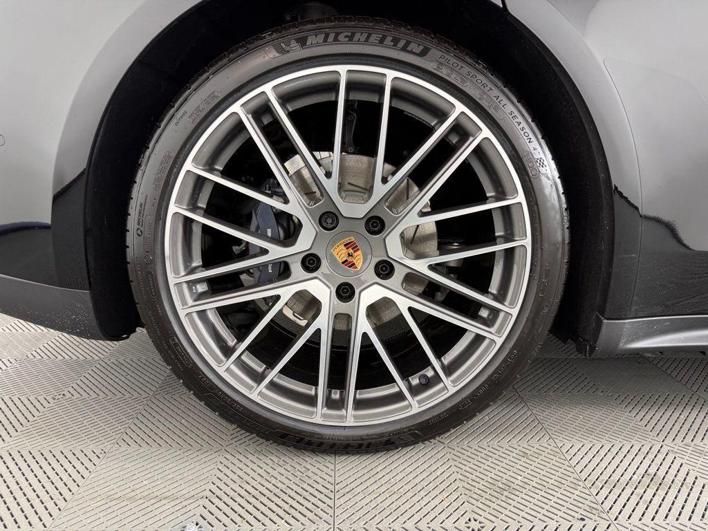 new 2026 Porsche Panamera car, priced at $139,770