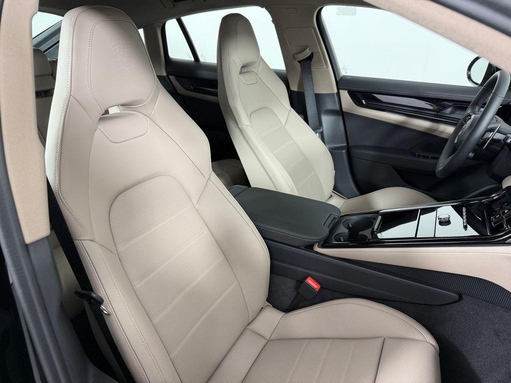 new 2026 Porsche Panamera car, priced at $139,770