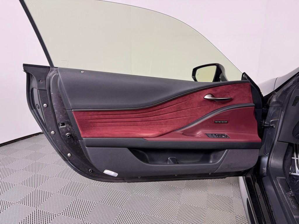 used 2018 Lexus LC 500 car, priced at $74,025