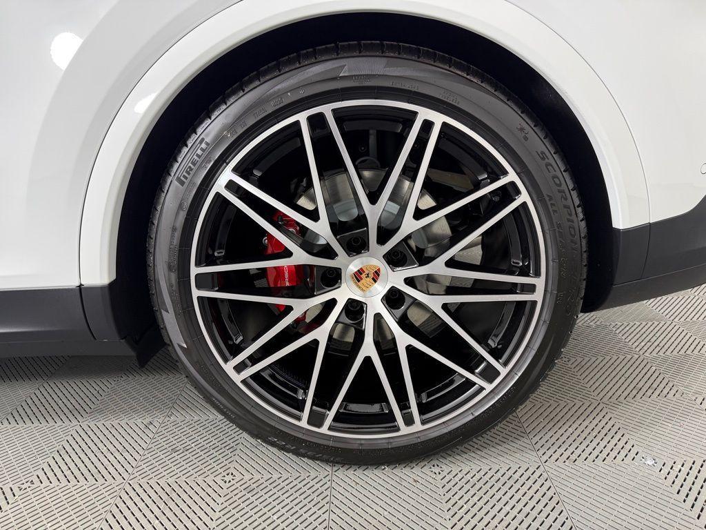 new 2026 Porsche Cayenne car, priced at $135,920