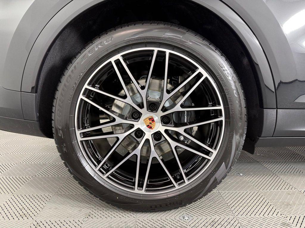 new 2026 Porsche Cayenne car, priced at $101,930