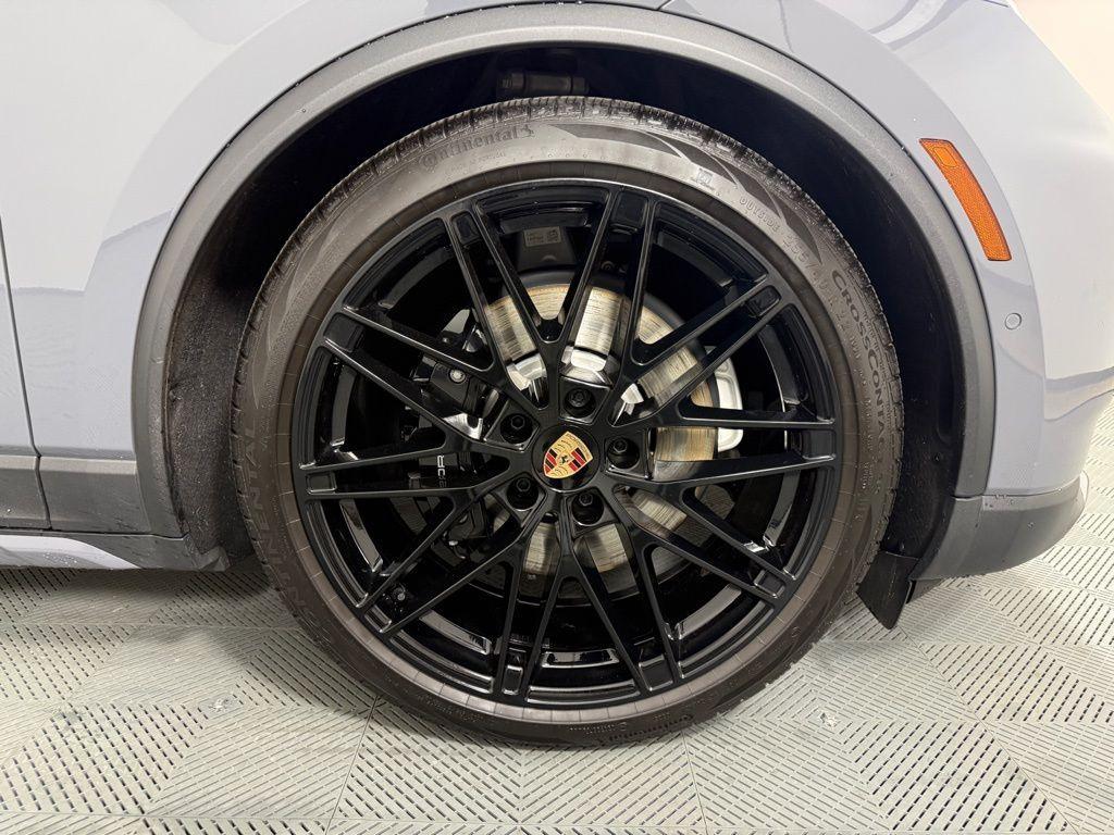 used 2025 Porsche Macan car, priced at $87,495