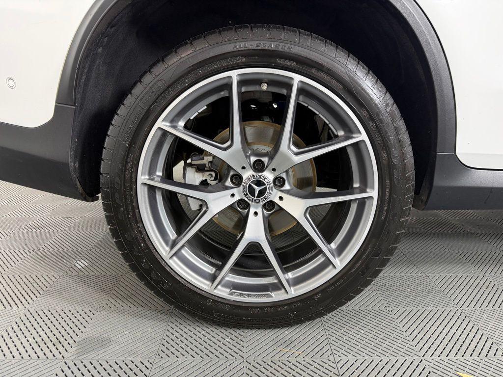 used 2020 Mercedes-Benz GLC 300 car, priced at $25,495