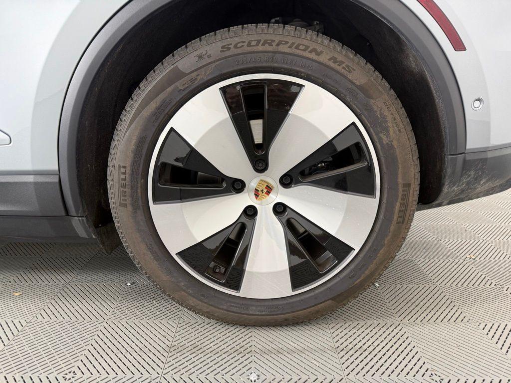 used 2024 Porsche Macan car, priced at $70,995