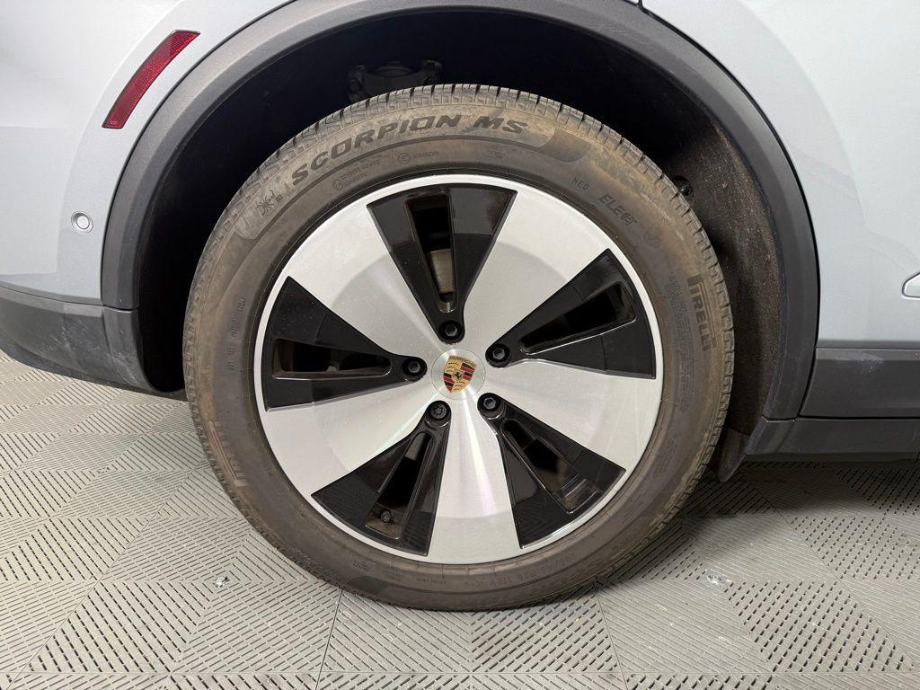 used 2024 Porsche Macan car, priced at $70,995