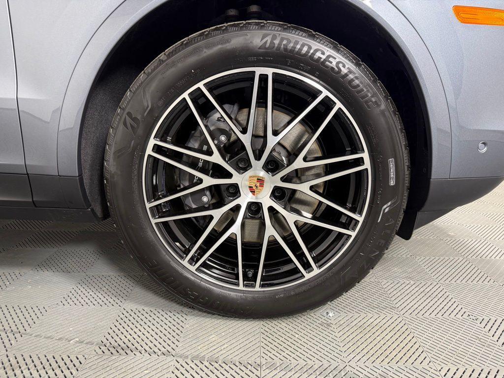 new 2026 Porsche Cayenne car, priced at $108,090