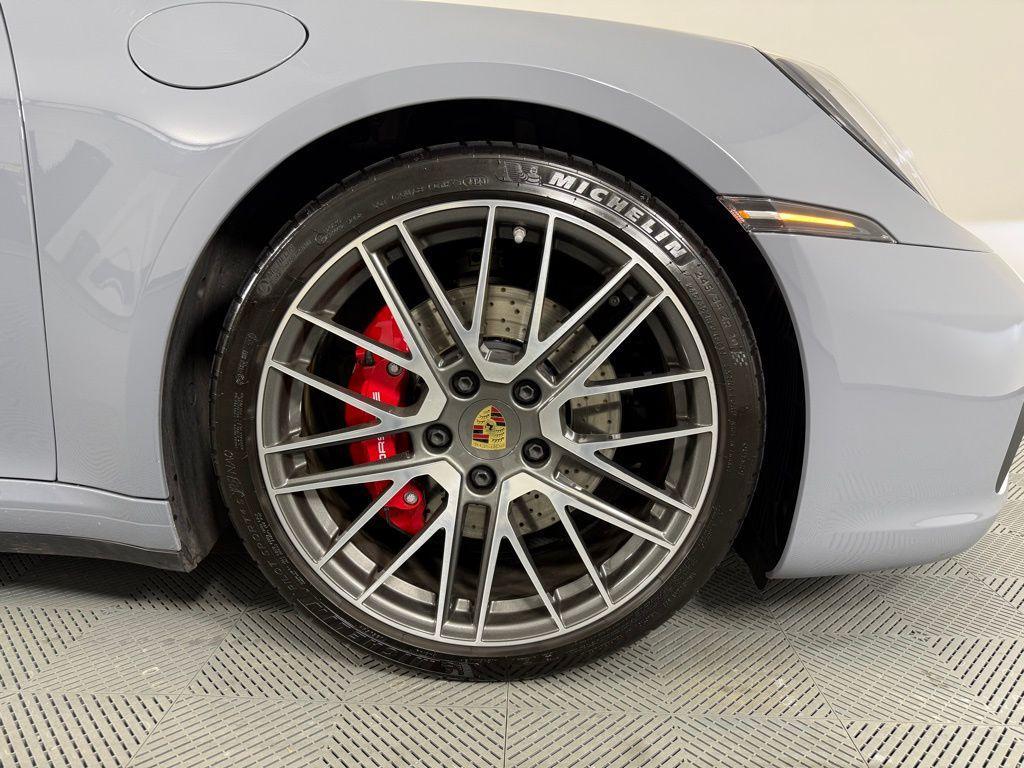 used 2024 Porsche 911 car, priced at $172,995